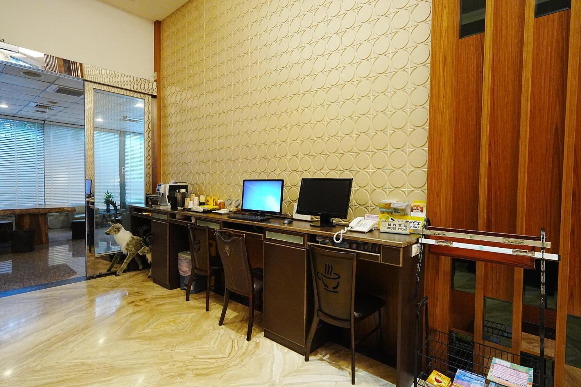 York Hotel Taipei Exterior foto