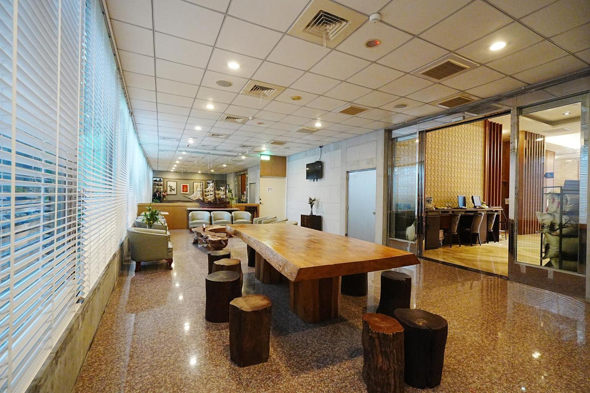 York Hotel Taipei Exterior foto